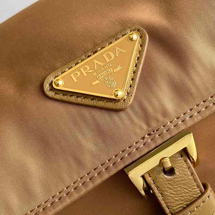 PRADA 1BD394 メッセンジャー 小 サイズ:30x14x10cm