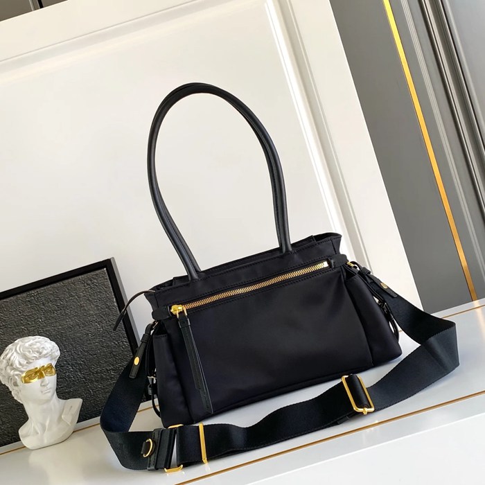 PRADA 1BG596 ナイロンハンドバッグ サイズ:31x17x11cm