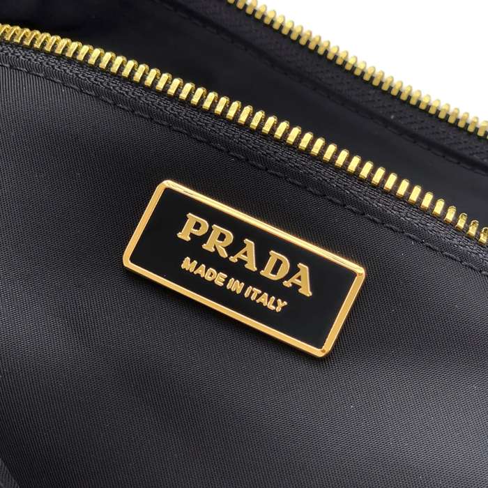 PRADA 1BD391 フラップメッセンジャー 大 サイズ:37.5x19x12cm