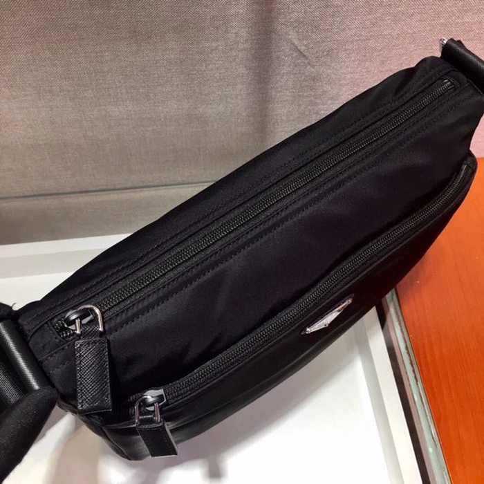 PRADA 1BC421 ファブリックメッセンジャー サイズ:31x23cm
