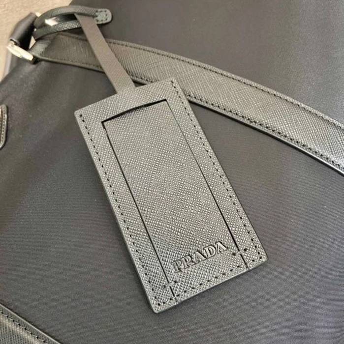 PRADA 2VC014 リナイロントラベルバッグ 小 サイズ:45x27x23cm