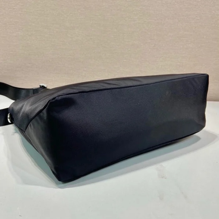 PRADA 1BG876A ナイロンブリーフケース ユニセックス サイズ:34x26x12cm