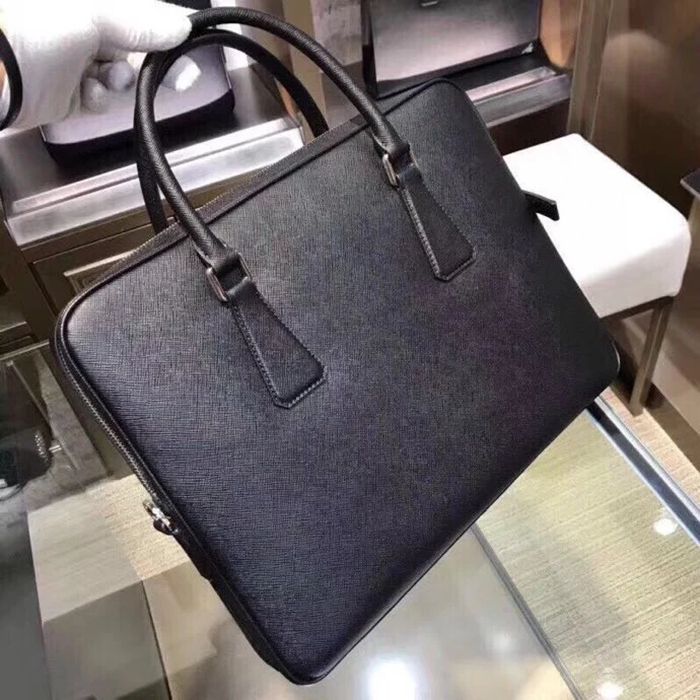PRADA 0891 十字紋ブリーフケース 斜め掛け サイズ:36x28cm