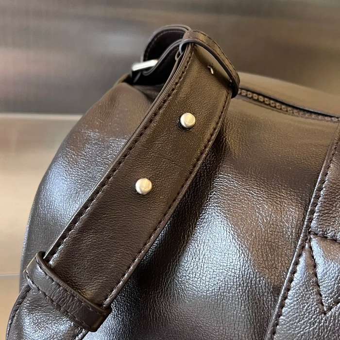 BOTTEGA VENETA BV 731192 ジムバッグ サイズ:49x22x21.5cm