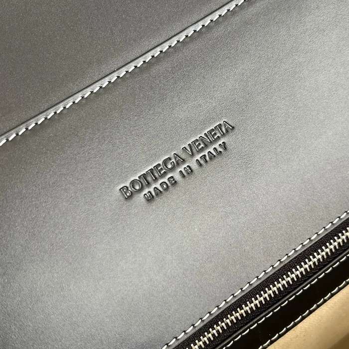 BOTTEGA VENETA BV 827066 アンディアーモ 帆布×レザー サイズ:43x39x20cm