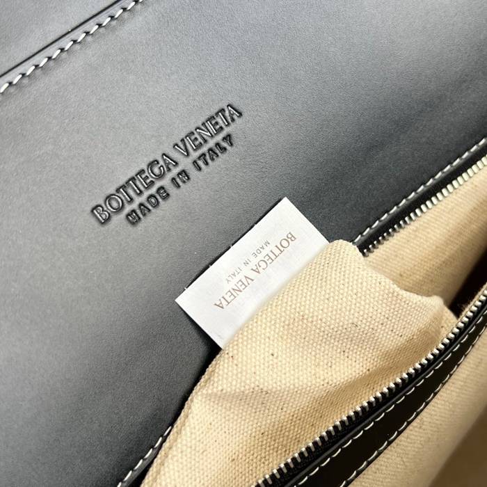 BOTTEGA VENETA BV 827066 アンディアーモ 帆布×レザー サイズ:43x39x20cm