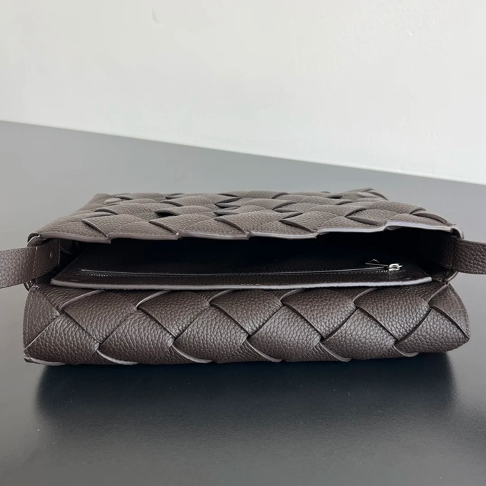 BOTTEGA VENETA BV 815796 ディアゴ斜め掛け サイズ:32x21.5cm
