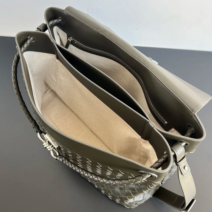 BOTTEGA VENETA BV 805969 メンズアンディアーモ サイズ:43x32x20cm