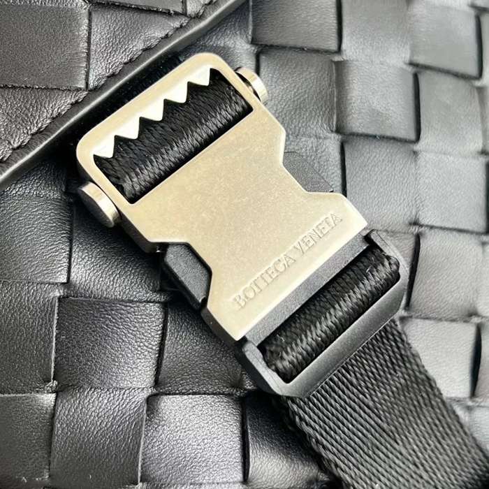BOTTEGA VENETA BV 776524 柔らか牛皮編みハンドバッグ ポスティーノ サイズ:30x22x11.5cm