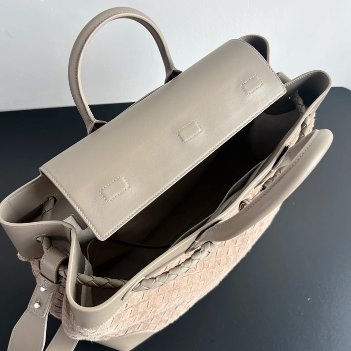 BOTTEGA VENETA BV 827066 メタルノットハンドバッグ アンディアーモ サイズ:43x39x20cm