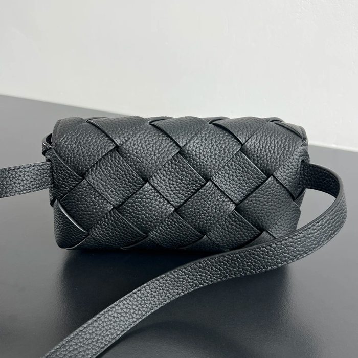 BOTTEGA VENETA BV 805773 粒面牛皮ウエストバッグ ディアゴ サイズ:19x10cm