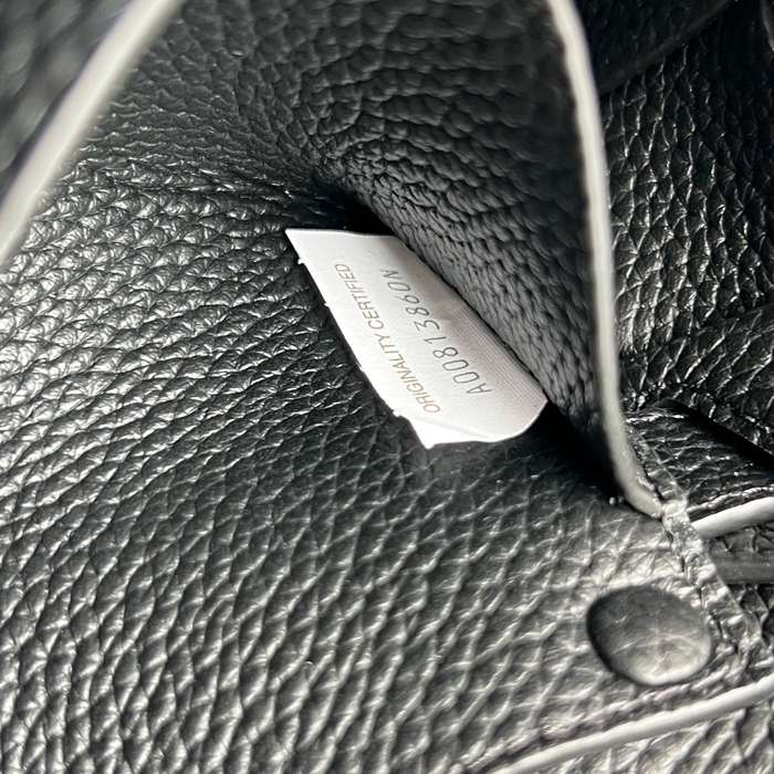 BOTTEGA VENETA BV 805773 粒面牛皮ウエストバッグ ディアゴ サイズ:19x10cm