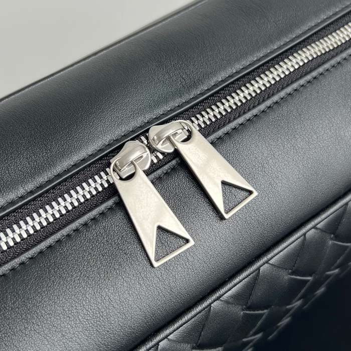 BOTTEGA VENETA BV 843857 新作ダブルポケットカメラバッグ サイズ:37x26x13cm