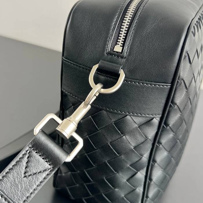 BOTTEGA VENETA BV 843857 新作ダブルポケットカメラバッグ サイズ:37x26x13cm