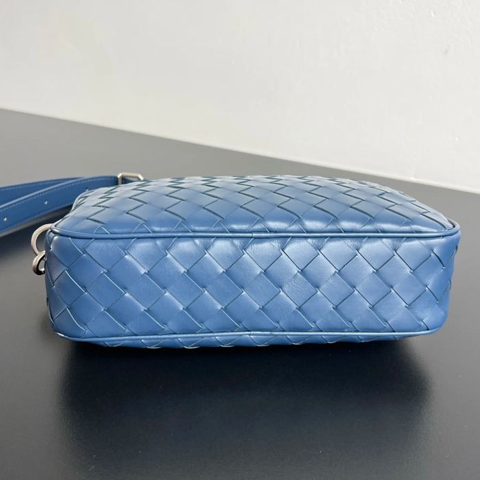 BOTTEGA VENETA BV 755923 新作編みカメラバッグ サイズ:24.5x15cm