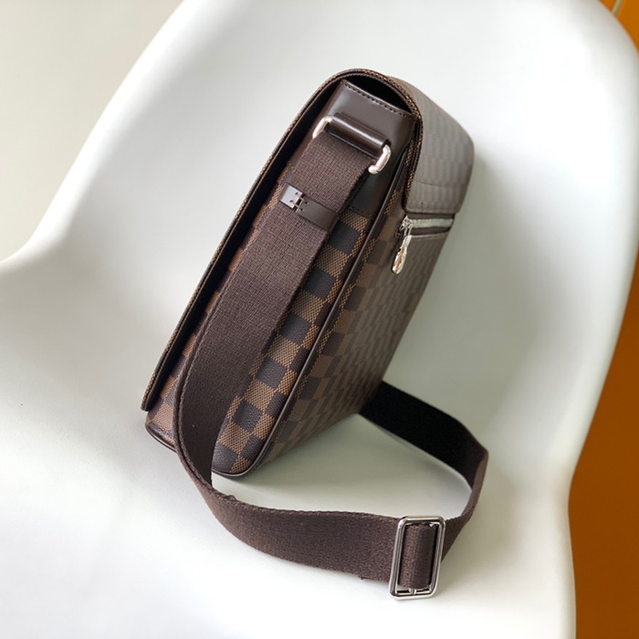LOUIS VUITTON N41029 ディストリクト ハンドバッグ サイズ:33x29cm