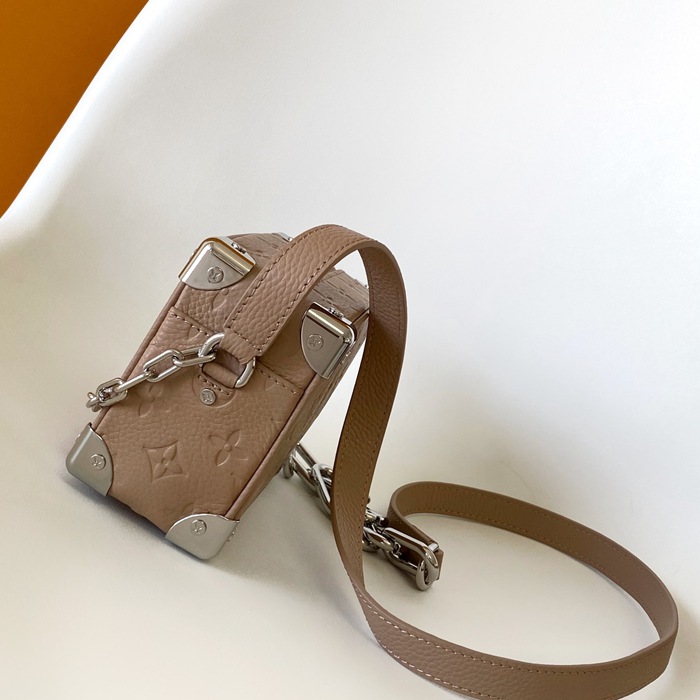 LOUIS VUITTON M13868 ミニソフトトランク サイズ:18.5x13cm