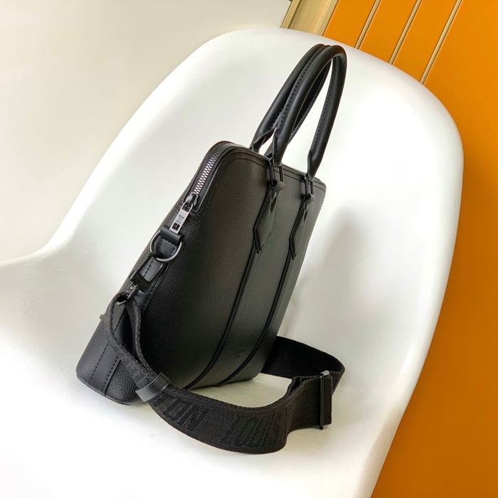 LOUIS VUITTON M59159 ブリーフケース サイズ:39x29cm