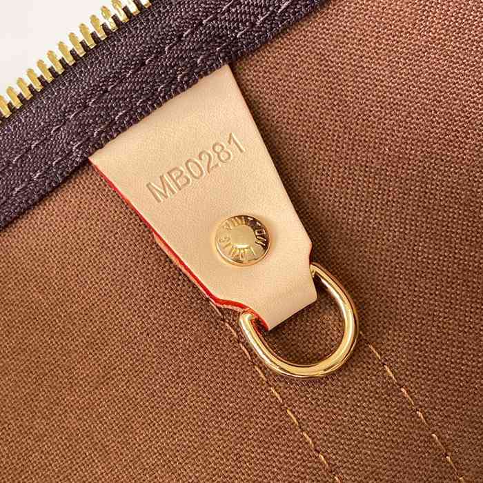 LOUIS VUITTON P01943 キープオール55 サイズ:55x31x26cm