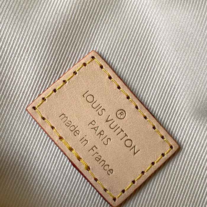 LOUIS VUITTON M46784 ハイライズバッグ サイズ:38x16x7.5cm