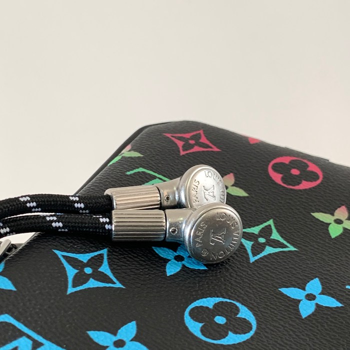 LOUIS VUITTON M13898 アマゾーヌ 斜め掛け サイズ:20x13.5cm