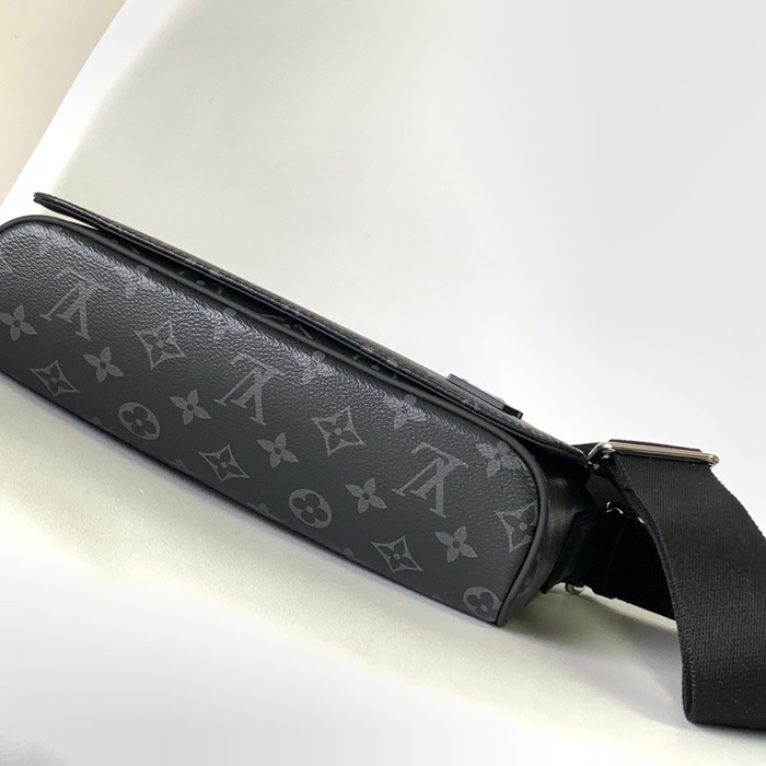 LOUIS VUITTON M44000 ディストリクト ハンドバッグ サイズ:25x22cm