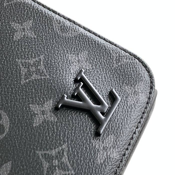 LOUIS VUITTON M44000 ディストリクト ハンドバッグ サイズ:25x22cm