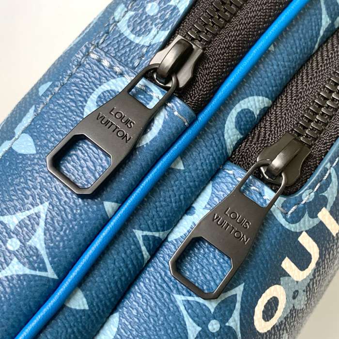 LOUIS VUITTON M23782 アベニュー ショルダー サイズ:31x20cm