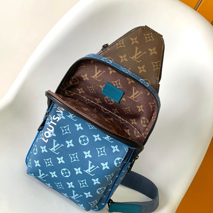 LOUIS VUITTON M23782 アベニュー ショルダー サイズ:31x20cm