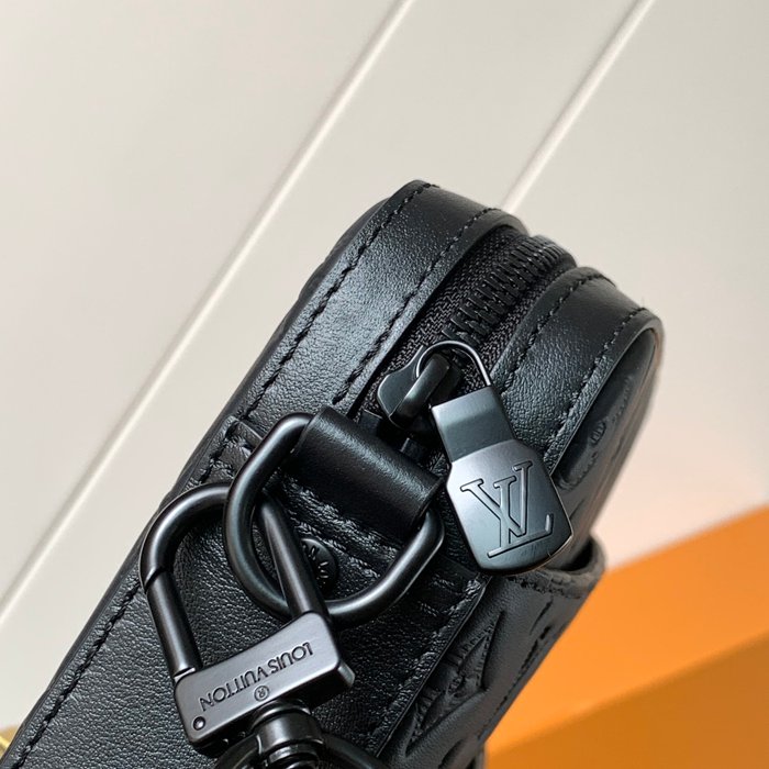 LOUIS VUITTON M69827 デュオ メッセンジャー サイズ:26x18.5cm