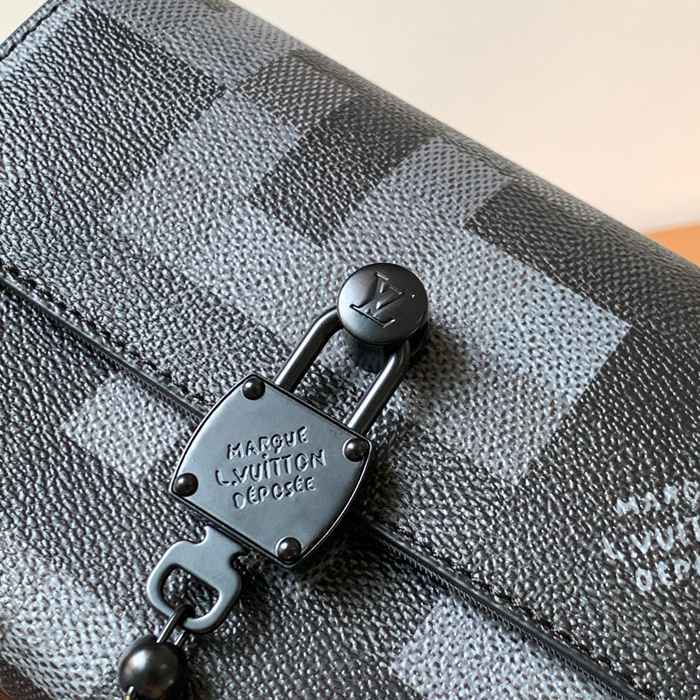 LOUIS VUITTON M14923 スチーマーミニハンドバッグ サイズ:18x11x6.5cm