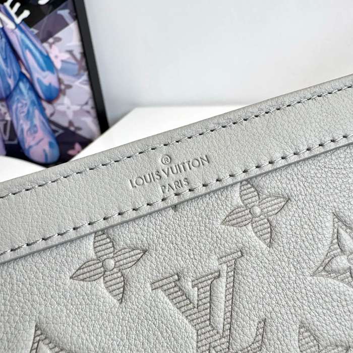 LOUIS VUITTON M81115 ガストンウェアラブルウォレット サイズ:22x14.5x4.5cm