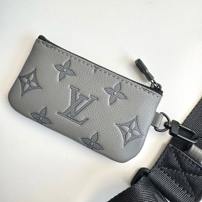 LOUIS VUITTON M46603 トリオ メッセンジャー サイズ:25x18.5cm