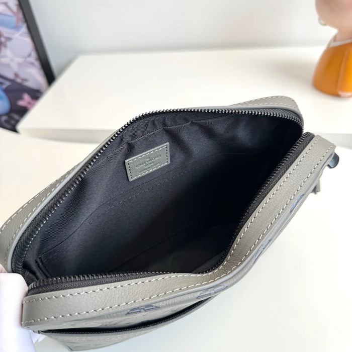LOUIS VUITTON M46603 トリオ メッセンジャー サイズ:25x18.5cm