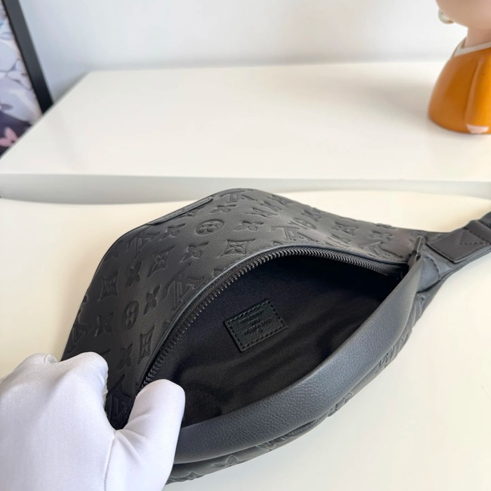 LOUIS VUITTON M46036 ディスカバリー ウエストバッグ サイズ:44x15cm