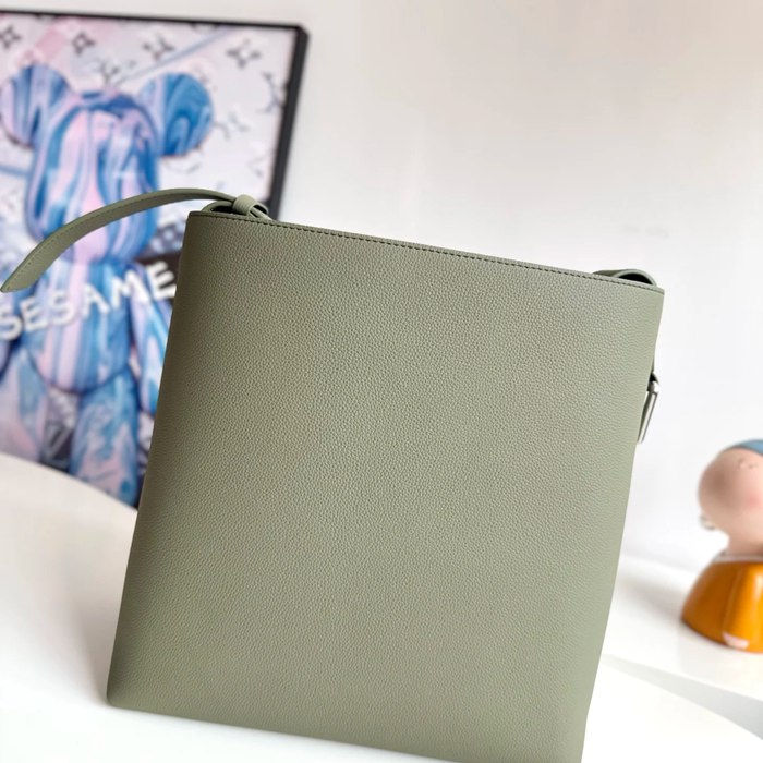 LOUIS VUITTON M26747 ヴェルソホーボーハンドバッグ サイズ:33x30x15.5cm