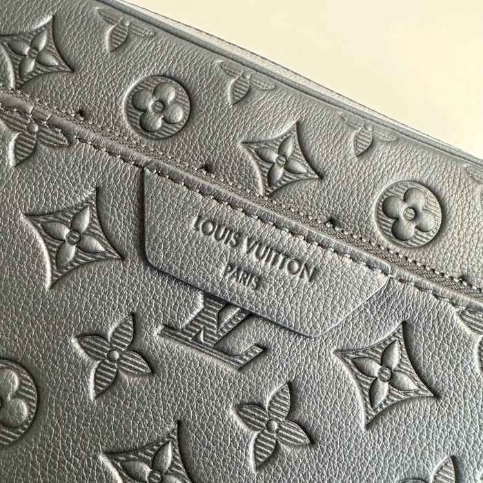 LOUIS VUITTON M26713 トリオメッセンジャー サイズ:25x18.5cm