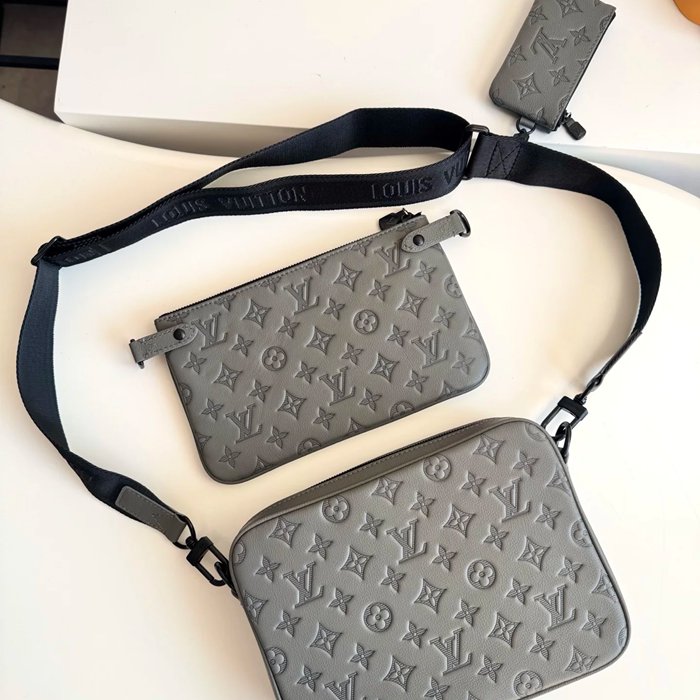 LOUIS VUITTON M27185 トリオメッセンジャー サイズ:25x18.5cm