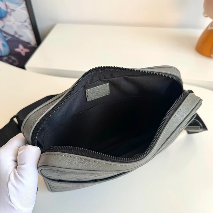 LOUIS VUITTON M27185 トリオメッセンジャー サイズ:25x18.5cm