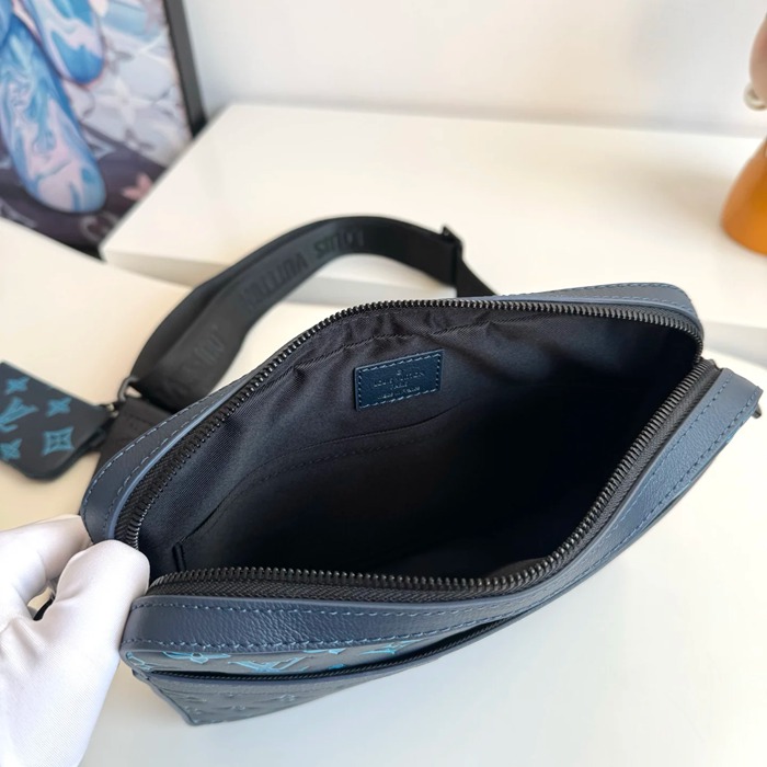 LOUIS VUITTON M46604 トリオメッセンジャー サイズ:25x18.5cm