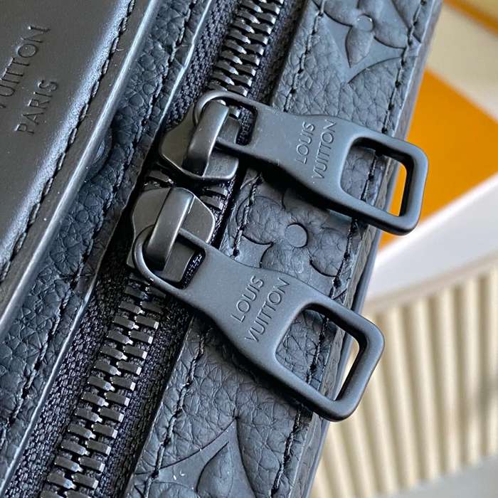 LOUIS VUITTON M59163 イタリアA級レザー斜め掛け サイズ:21x15cm