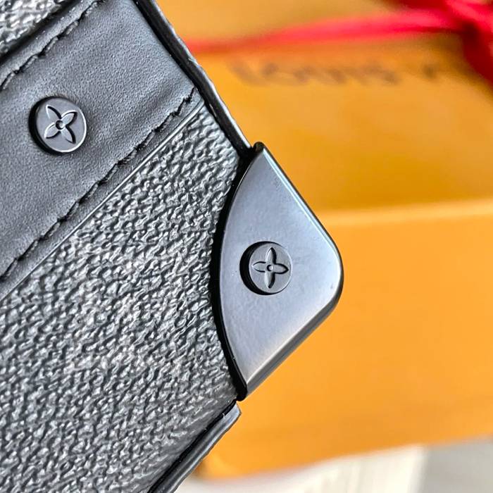 LOUIS VUITTON M45935 イタリアA級レザー斜め掛け サイズ:21.5x15cm
