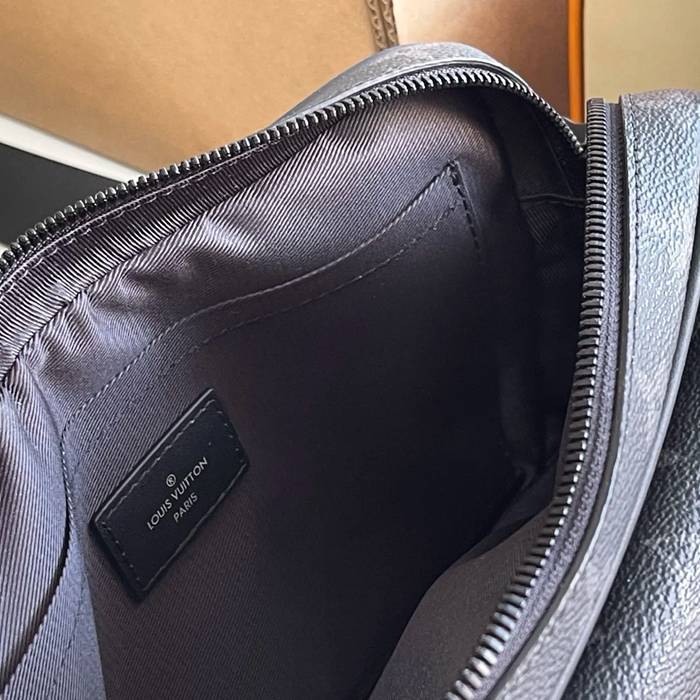 LOUIS VUITTON M46795 イタリアA級レザー斜め掛け サイズ:24x17cm