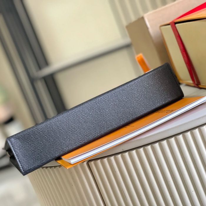LOUIS VUITTON M30450 特級正品斜め掛け サイズ:27x21cm