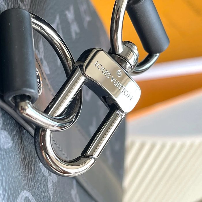 LOUIS VUITTON M40568 イタリアA級レザートラベルバッグ サイズ:50x29x22cm