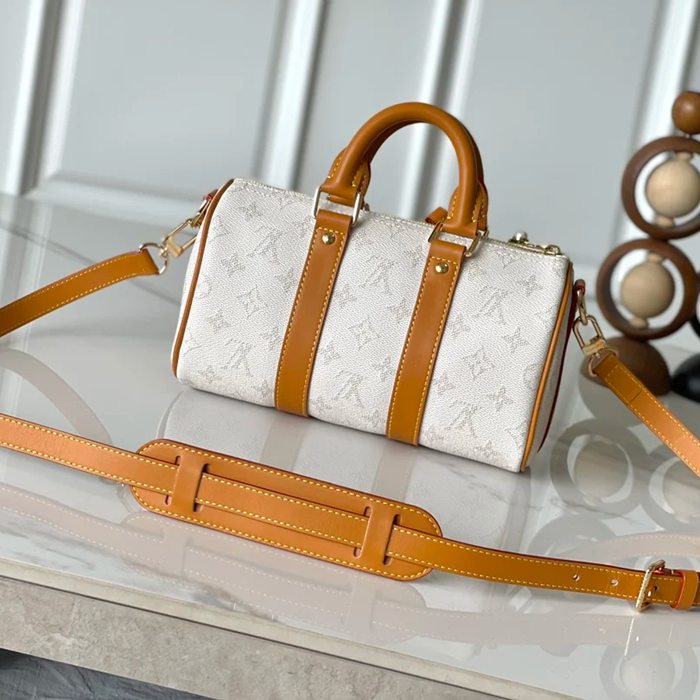 LOUIS VUITTON M15076 キープオール25 サイズ:25x15x11cm