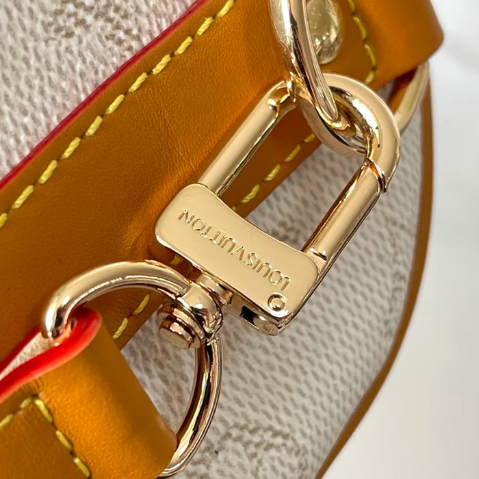 LOUIS VUITTON M15076 キープオール25 サイズ:25x15x11cm