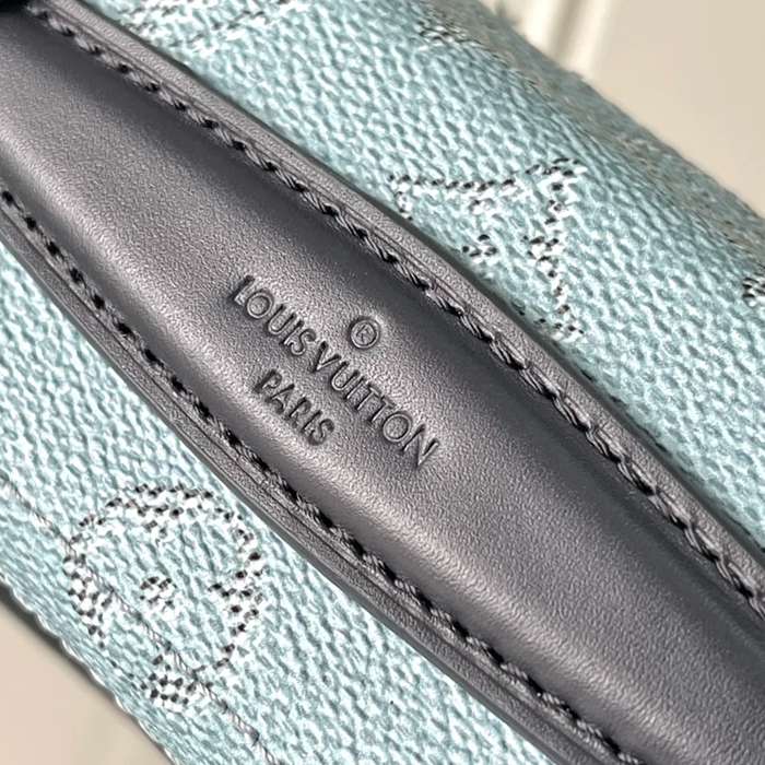LOUIS VUITTON M15035 ソウルトランク ハンドバッグ サイズ:19x15cm