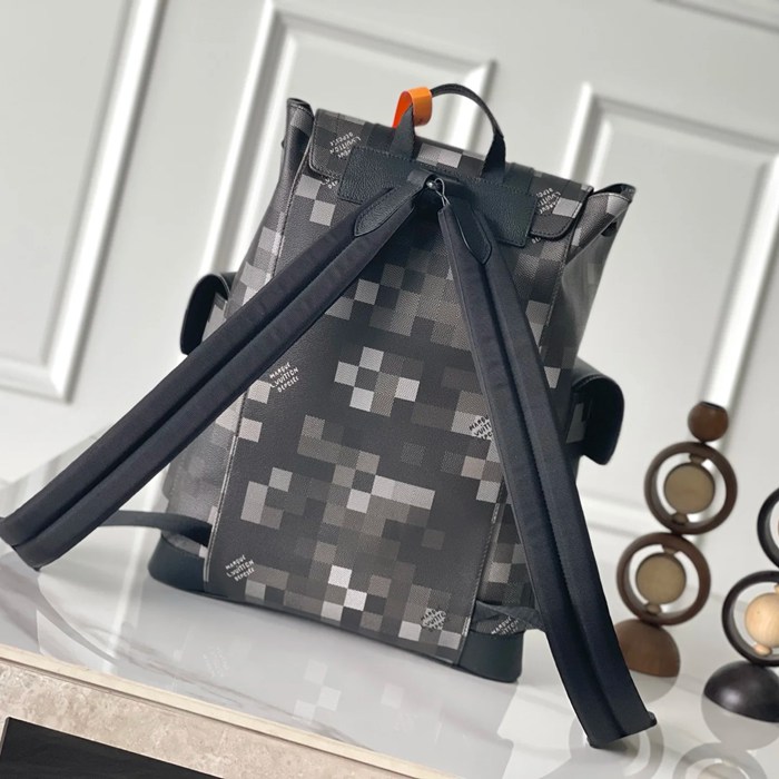 LOUIS VUITTON M14952 クリストファー リュック サイズ:44x38x12.5cm