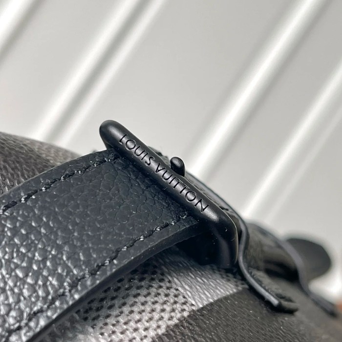 LOUIS VUITTON M14952 クリストファー リュック サイズ:44x38x12.5cm